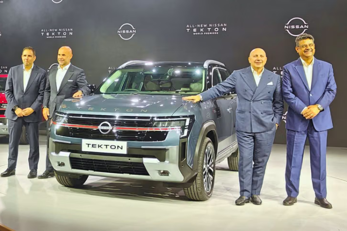 nissan tekton